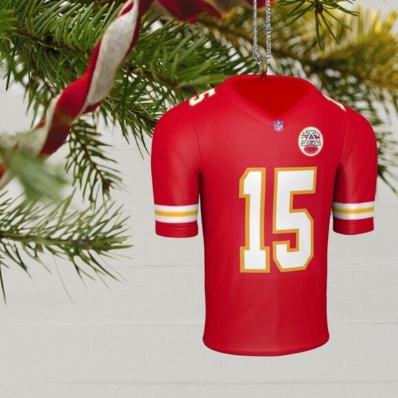 Patrick Mahomes KC CHIEFS Ornament Jersey Hallmark New KANSAS CITY Chiefs NFL - Picture 3 of 3